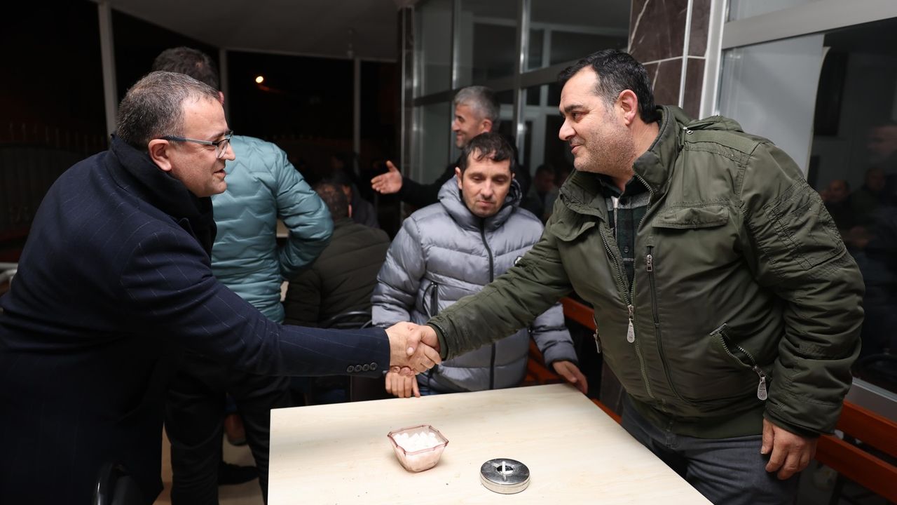 Kandil gecesinde birlik mesajı: Derince’de camiler doldu taştı