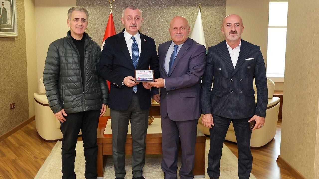 Başkan Büyükakın: STK’larla el ele geleceğe yürüyoruz