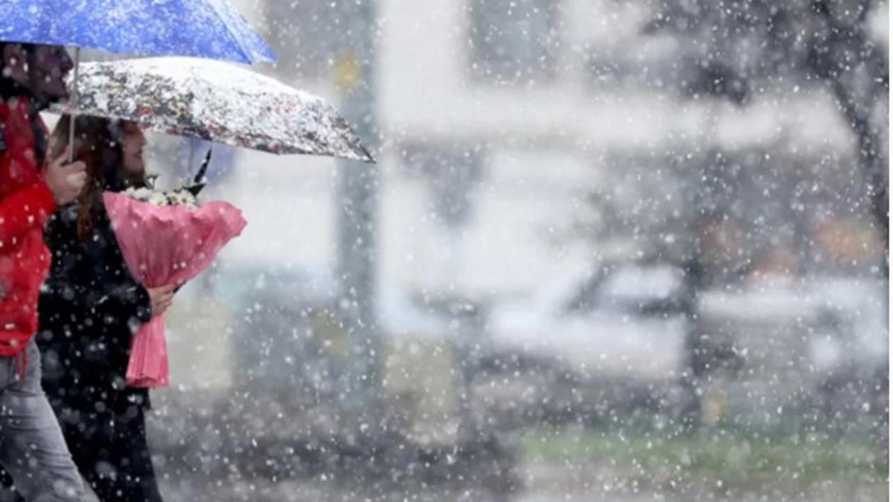 Bugün yurt genelinde hava nasıl olacak? Yağmur, sis ve yer yer kar bekleniyor