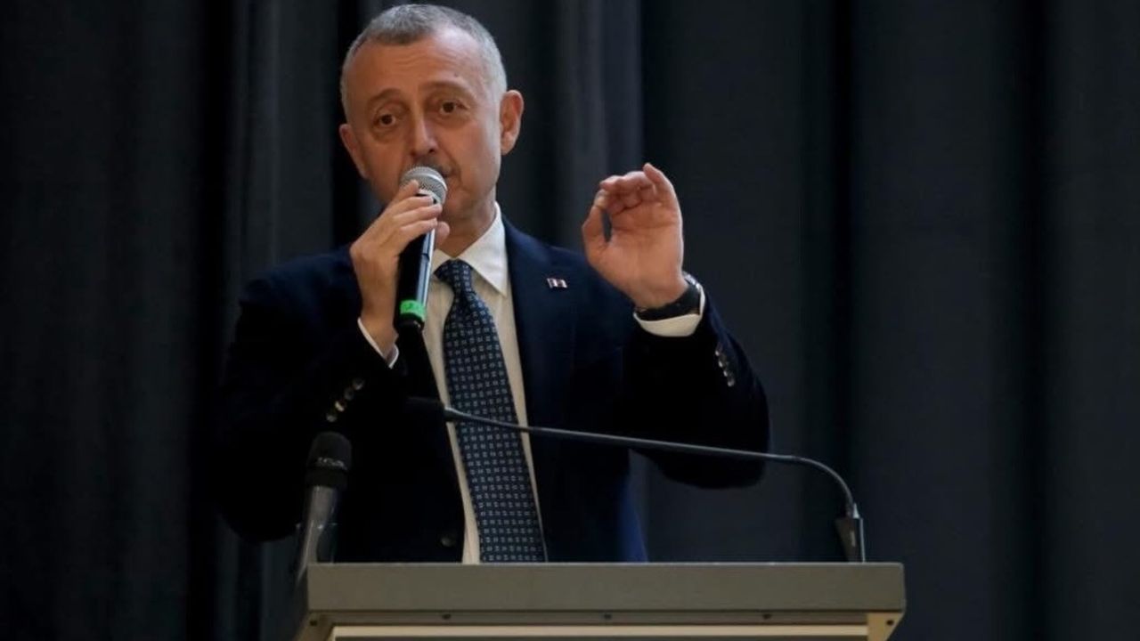 Kocaeli’de geleceğin liderleri yetişiyor: Büyükakın’dan eğitime tam destek