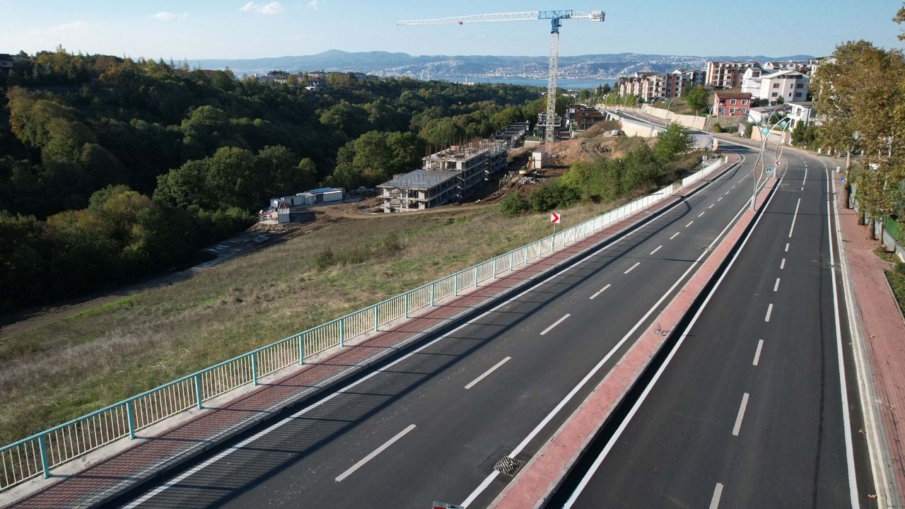 Başiskele Hoca Ahmet Yesevi Caddesi yenileniyor, prestij aksına dönüşüyor