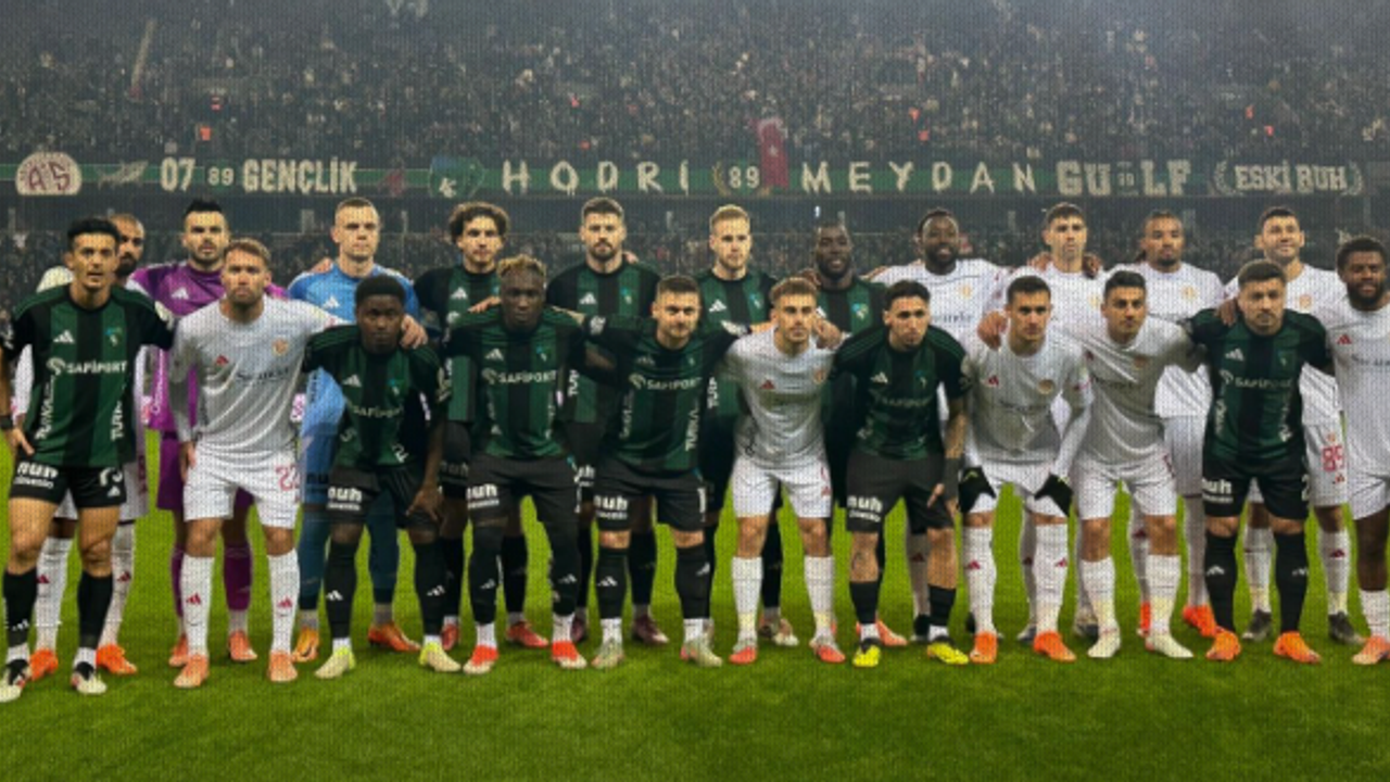 Kocaelispor-Antalyaspor Kardeşliği Sahaya Yansıdı