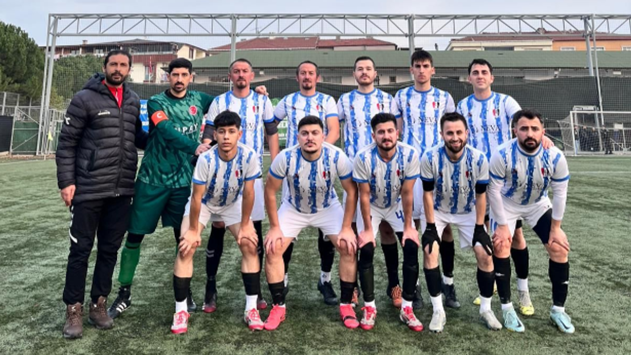 İzmit Erenlerspor 1. Küme’ye Veda Etti
