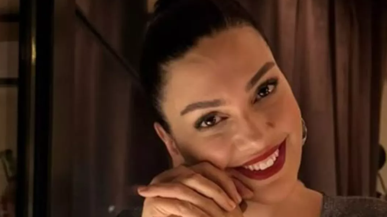 Bergüzar Korel’den fit dönüş! Yeni pozları sosyal medyada olay oldu