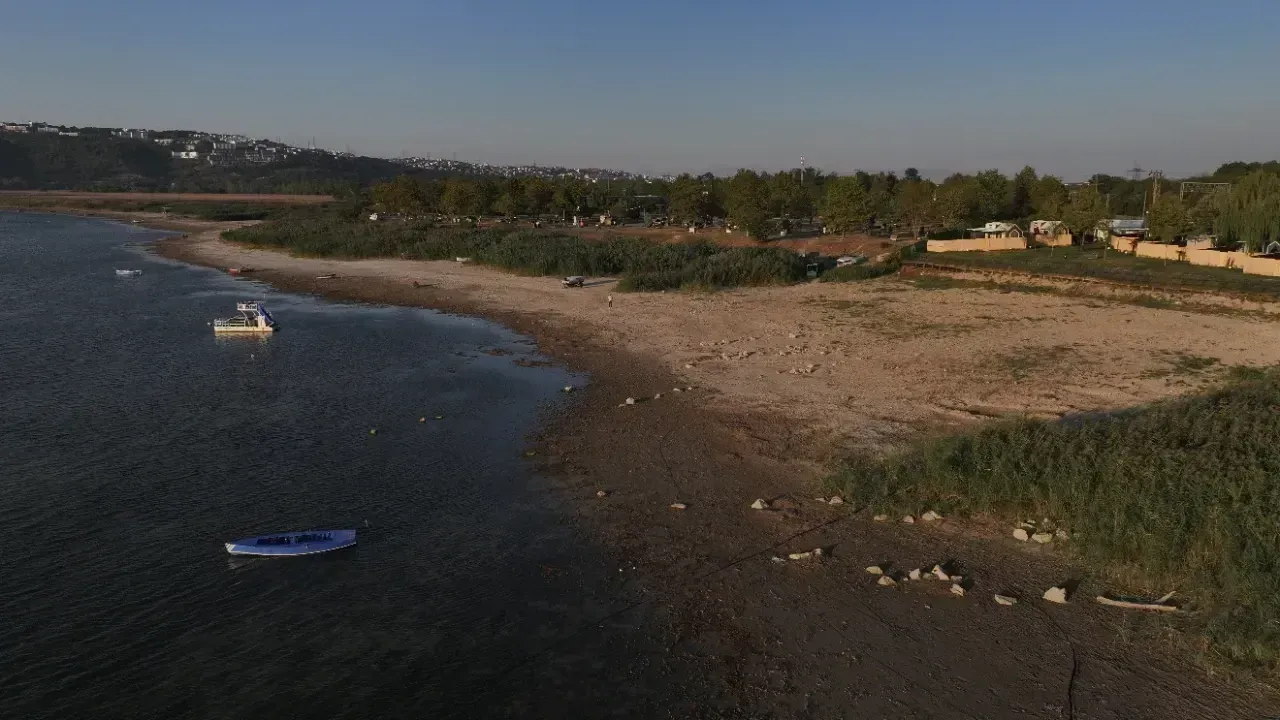 Sapanca Gölü Alarmda: “Suya ve Yaşama Dokunma!”