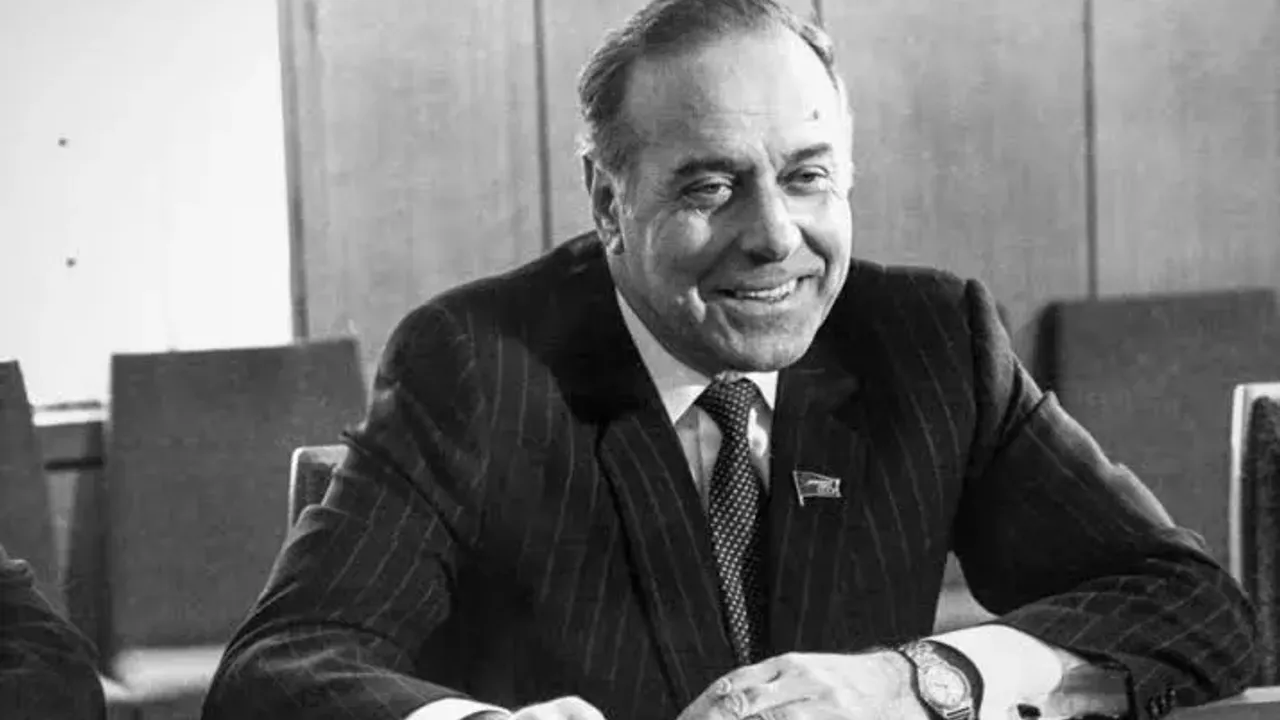 Haydar Aliyev vefatının 22. yılında Üsküdar Üniversitesi’nde anıldı