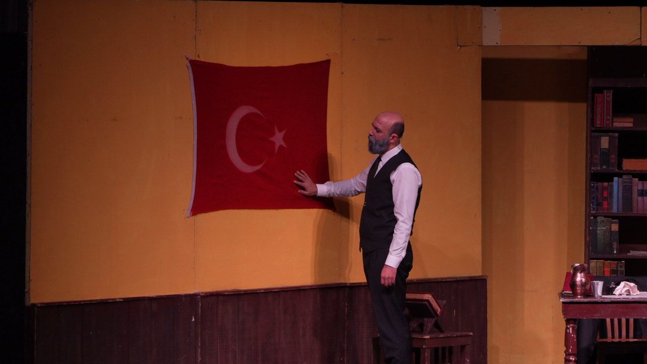 İstiklal Şairi Mehmet Akif Ersoy Tiyatro Sahnesinde Anıldı