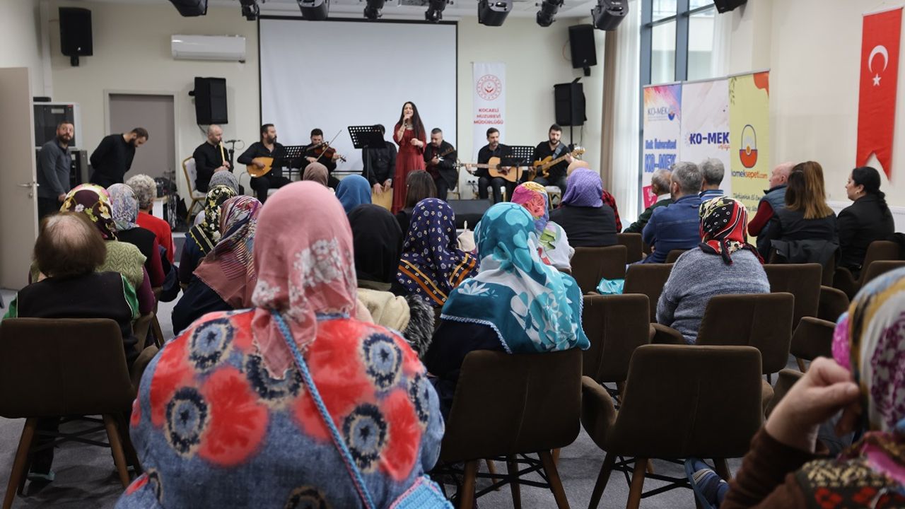 KO-MEK’ten Huzurevi Sakinlerine Müzik ve Atölye Sürprizi