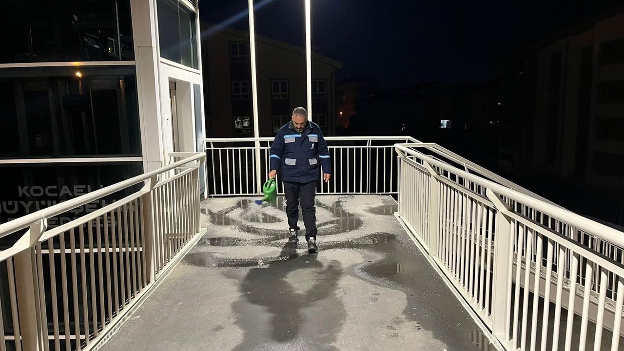 Kocaeli Büyükşehir’den buzlanmaya karşı yoğun mesai