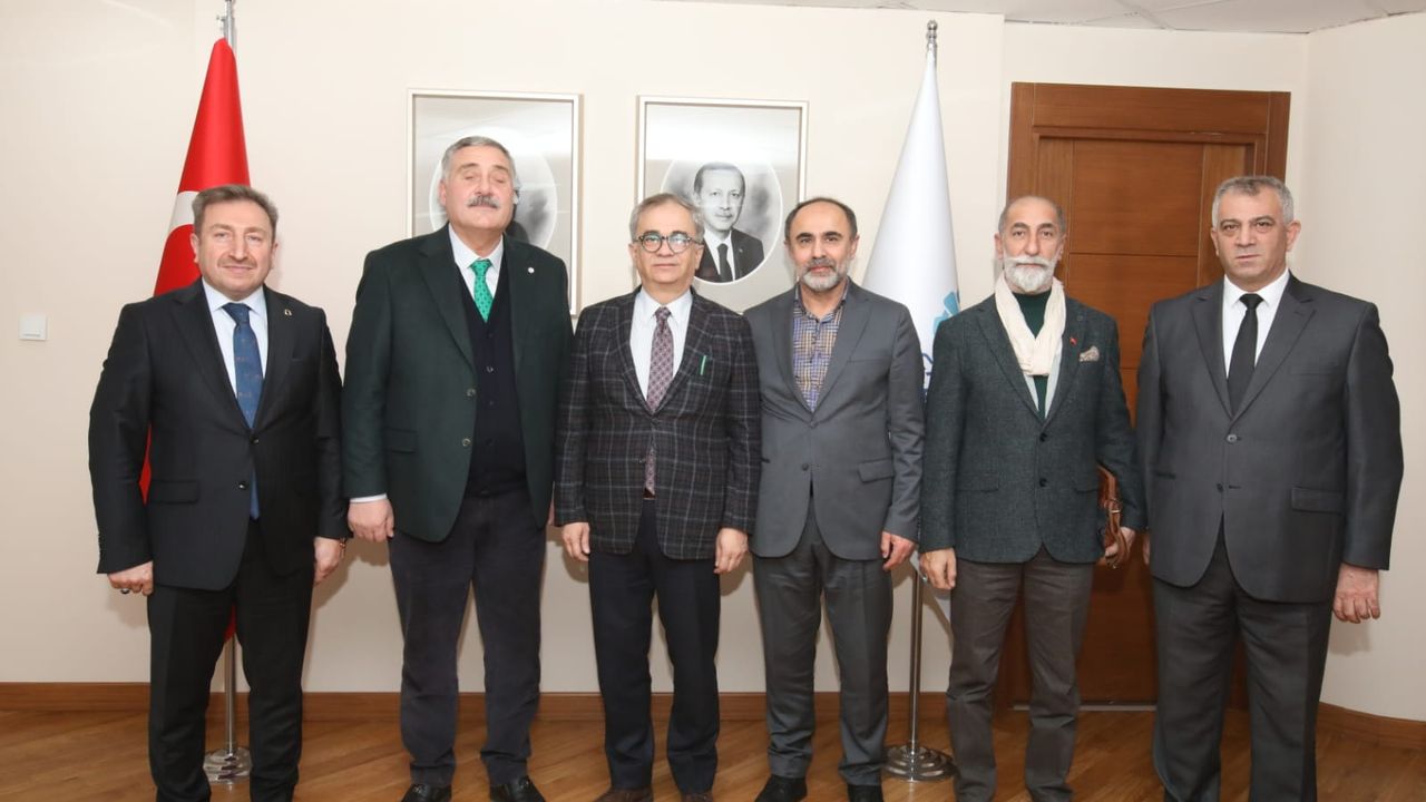 Erzurumlular Vakfı’ndan Baraçlı’ya ziyaret: “Kocaeli’nin vizyonuna katkı sunmaya hazırız”