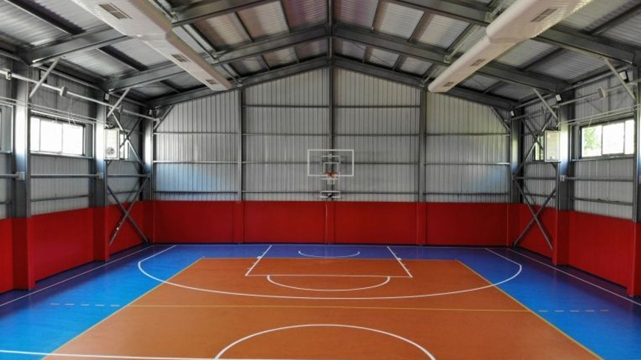 Kocaeli’de üç okulun spor alanı ihale yoluyla kiraya verildi