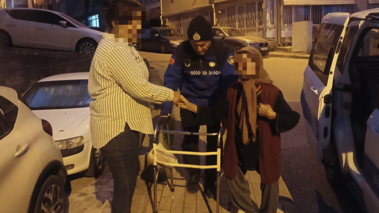 Kocaeli Zabıtası kayıp vatandaşı kısa sürede buldu: Ailesine sağ salim teslim edildi