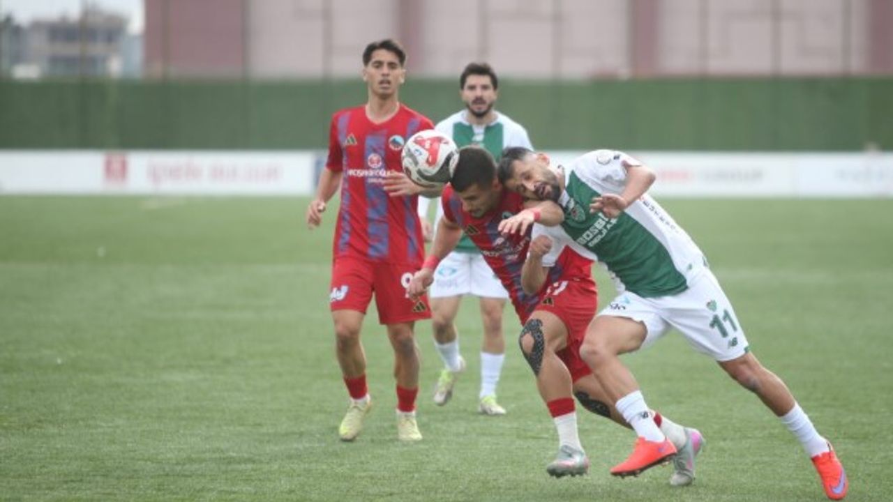 Bursaspor Mardinspor deplasmanında zirveye ortak olma hayalini gerçekleştirdi