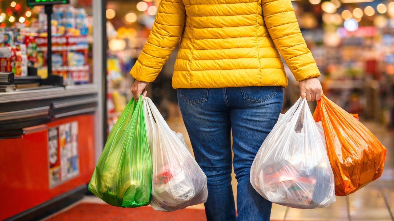 Market poşetine yeni yılda zam geliyor