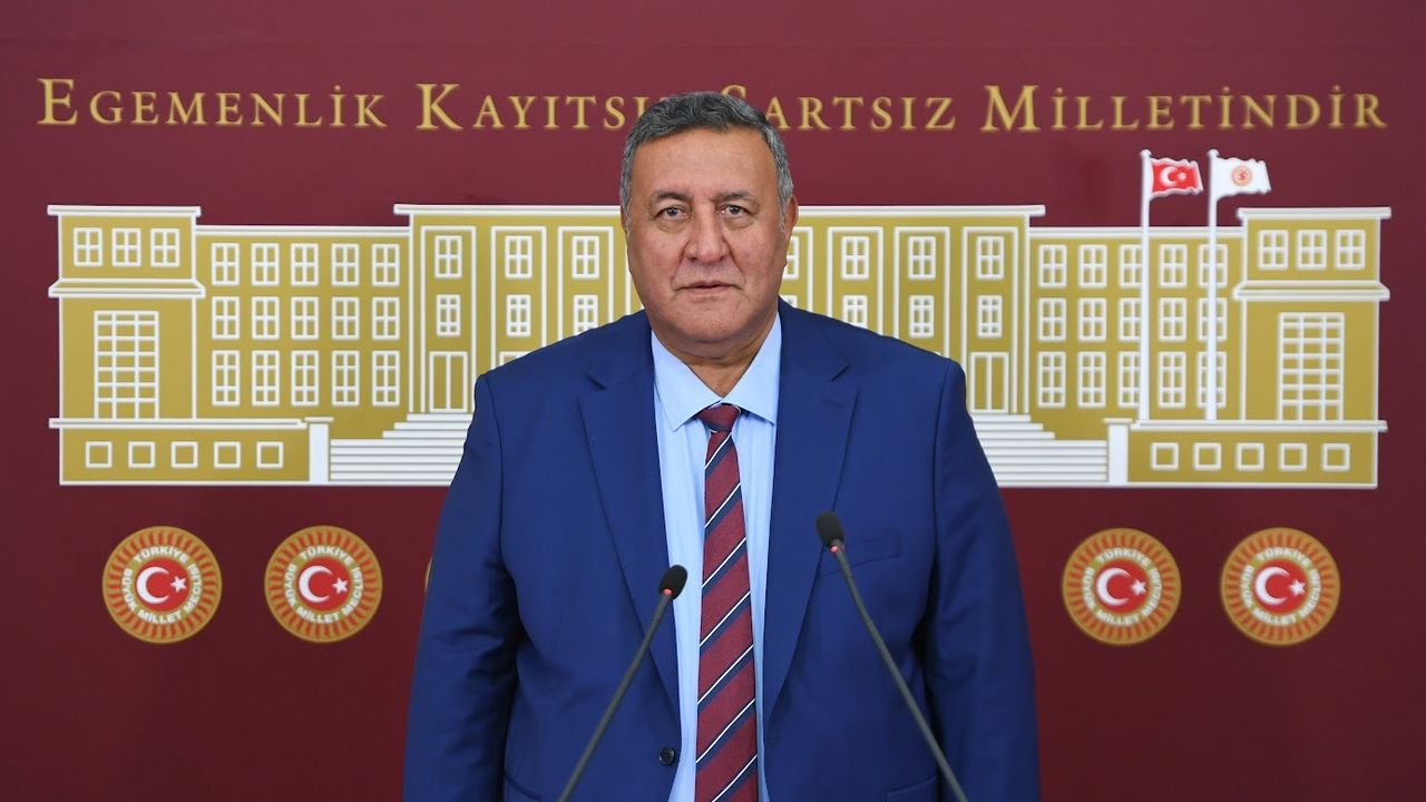 Ömer Fethi Gürer: Asgari Ücret Yoksulluğu Kalıcı Hale Getiriyor