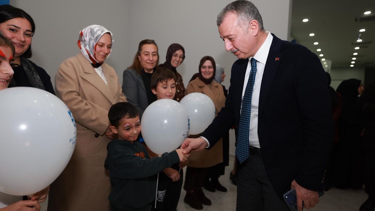 Regaip Kandili’nde anlamlı program: Kocaeli’de “İlham Veren Kadınlar” Derince’de buluştu