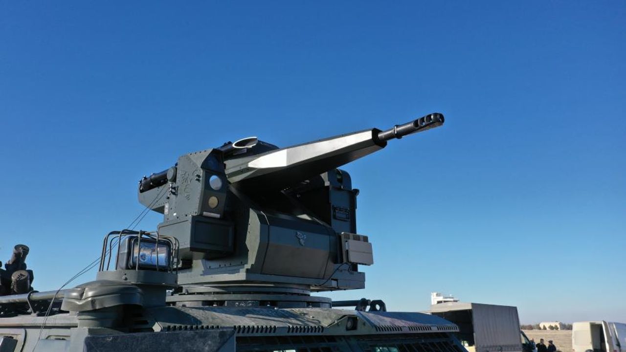 Dünya devleriyle yarışıyor: Yerli savunma şirketinden dikkat çeken atılım
