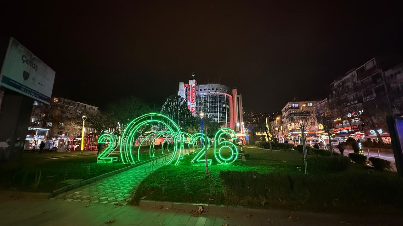 İzmit’te Parklara ücretsiz Wi-Fi dönemi başladı