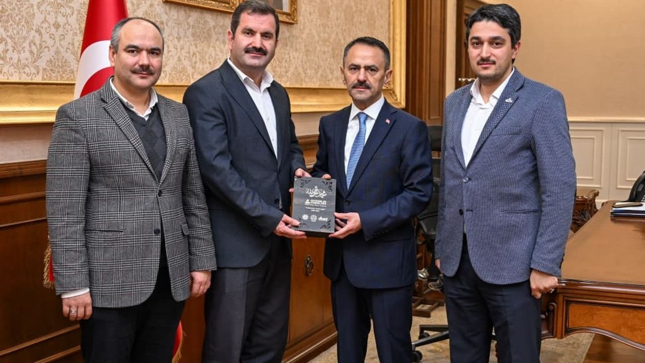 Uluslararası Eğitimciler Derneği'nden Vali Aktaş’a Nezaket Ziyareti