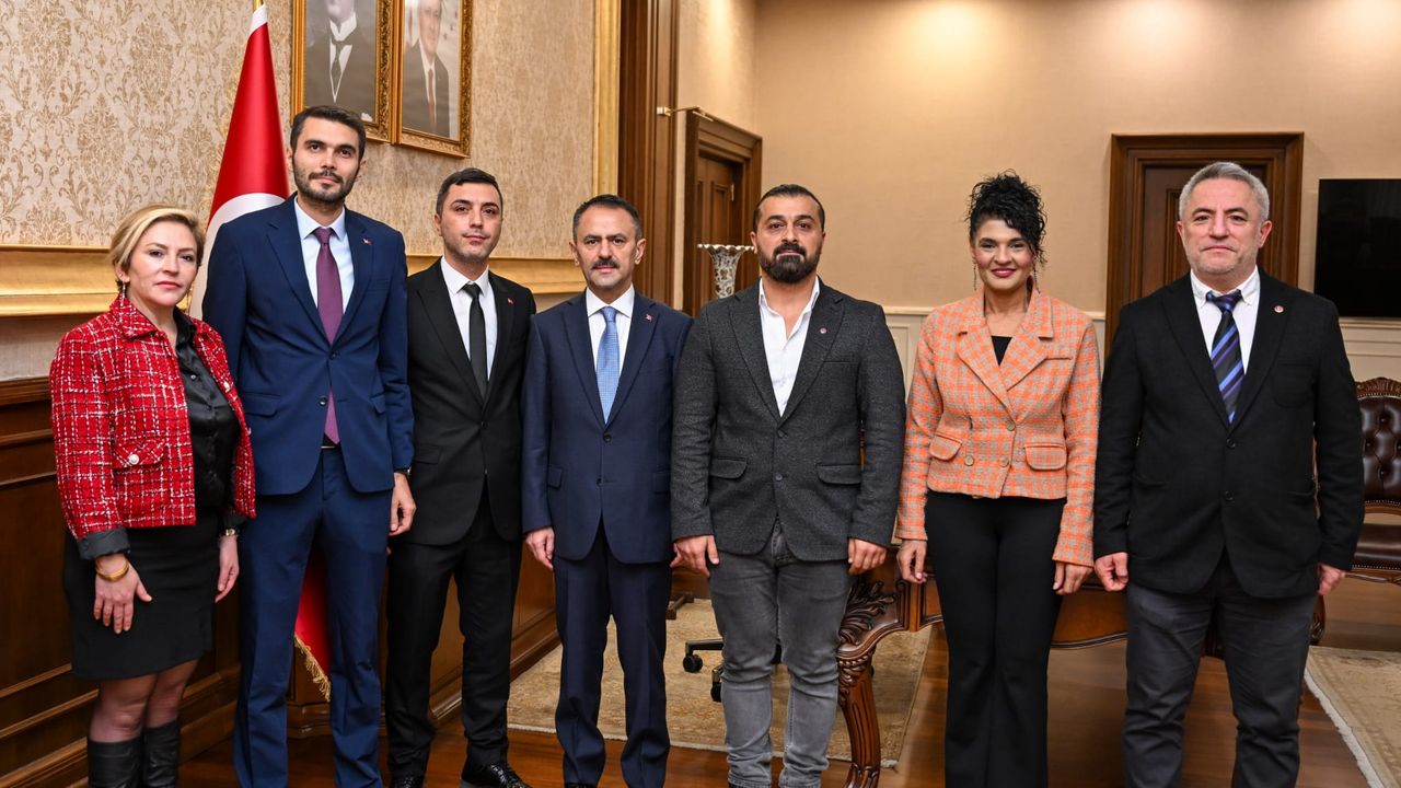 Türk Sağlık-Sen Kocaeli Şubesi’nden Vali İlhami Aktaş’a Ziyaret