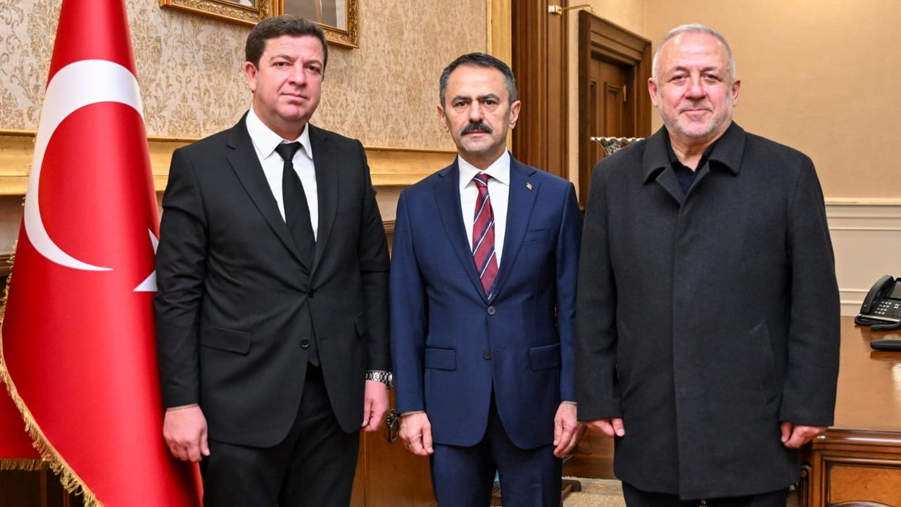 Türk-İş ve TOLEYİS İstanbul Temsilcilerinden Vali İlhami Aktaş’a Ziyaret