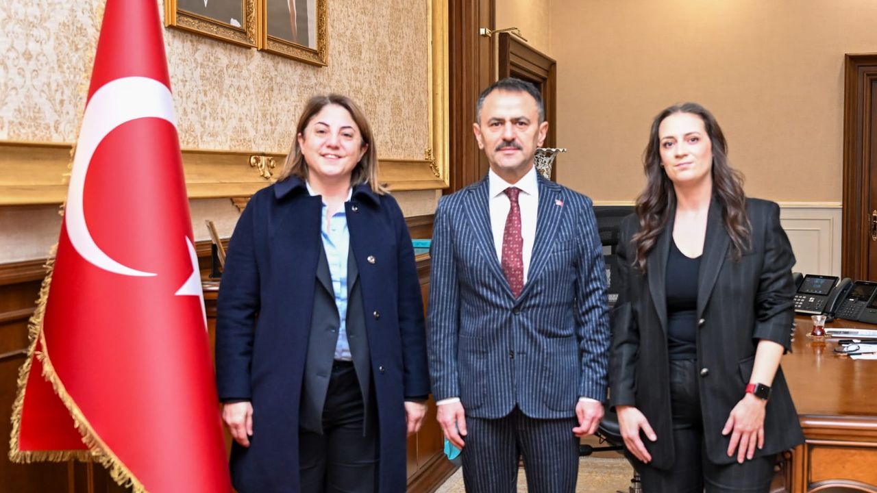 İzmit Vakko Outlet Yönetiminden Vali Aktaş’a Ziyaret