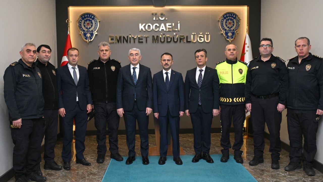 Vali İlhami Aktaş’tan Emniyet’e ziyaret: Yılbaşı tedbirleri masaya yatırıldı