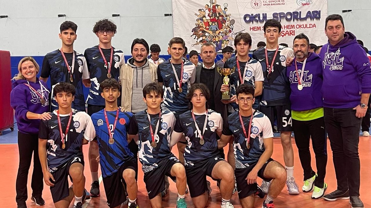Yücel Boru Fen Lisesi, Genç Erkekler Voleybol İl Şampiyonu Oldu