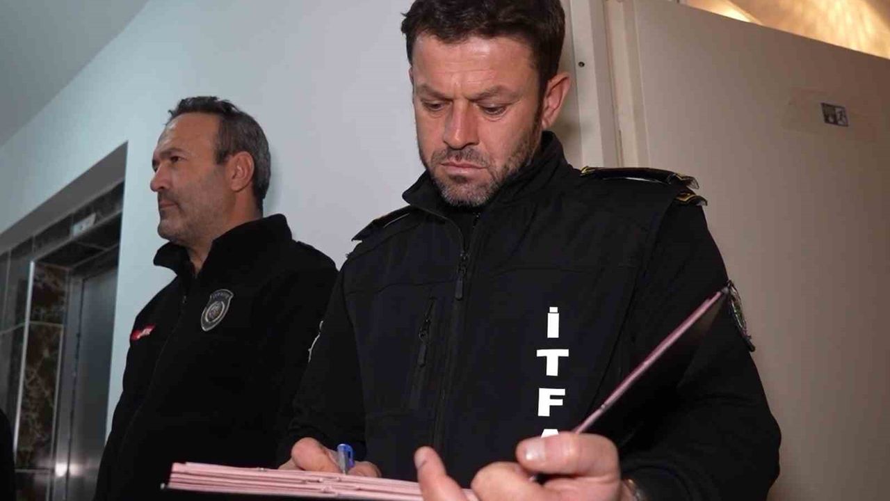 Kırıkkale’de Yüksek Katlı Binalarda Alarm: Yangın Merdivenleri Eşya Deposu Olmuş