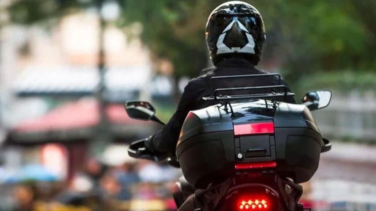 Kocaeli'de fırtına uyarısı: Motosiklet ve scooter trafiğine 2 gün yasak