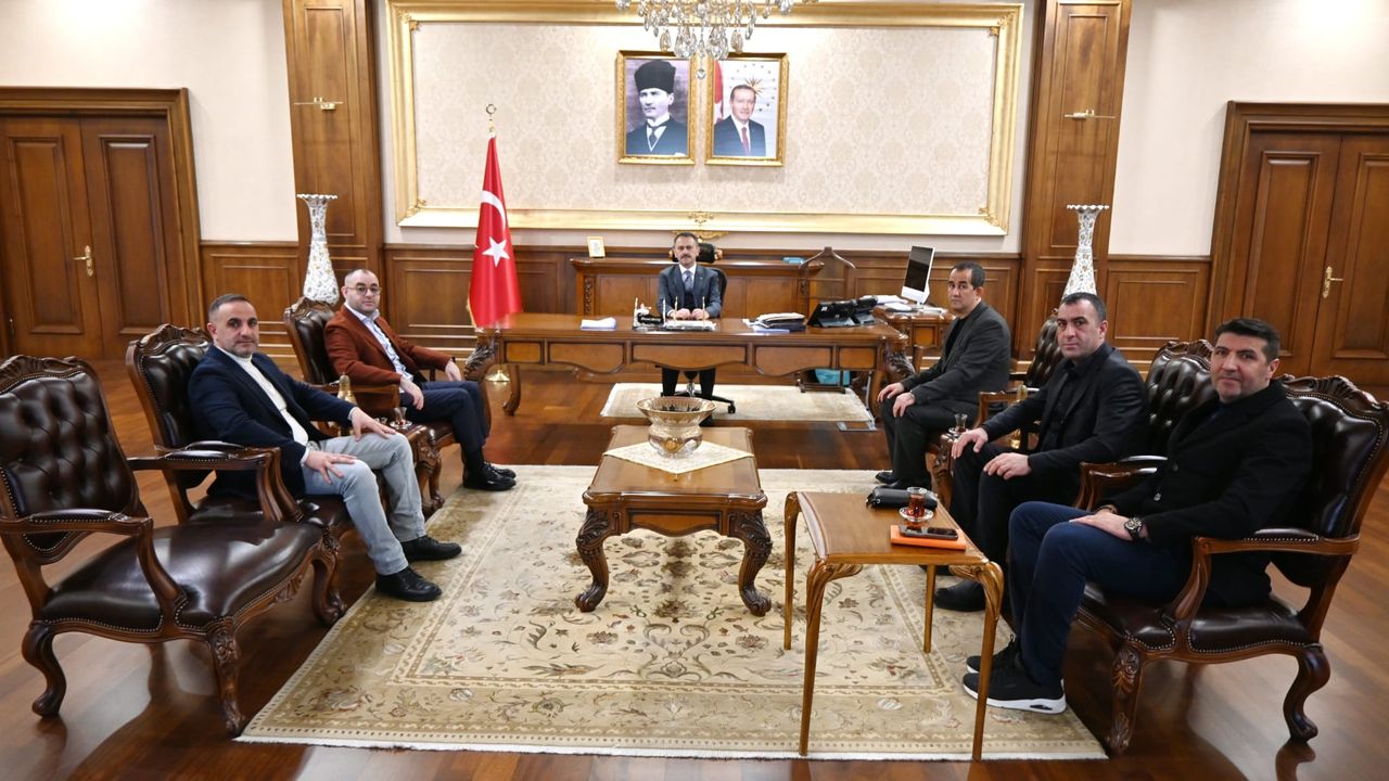 Kocaeli Nakliyat ve Lojistik Taşıyıcılar Derneği’nden Valilik Ziyareti