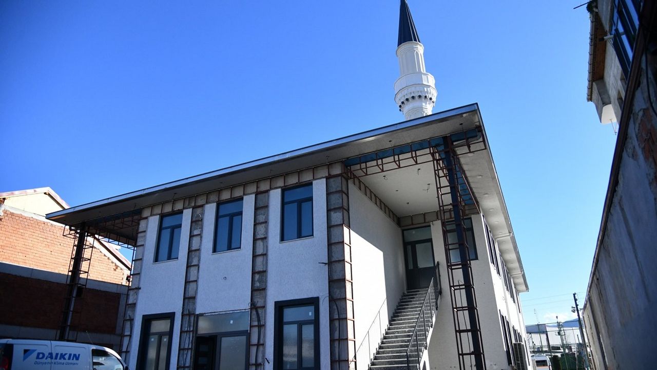 Başiskele’de Gazze Şehitleri Camii’nde Çalışmalar Sona Yaklaştı