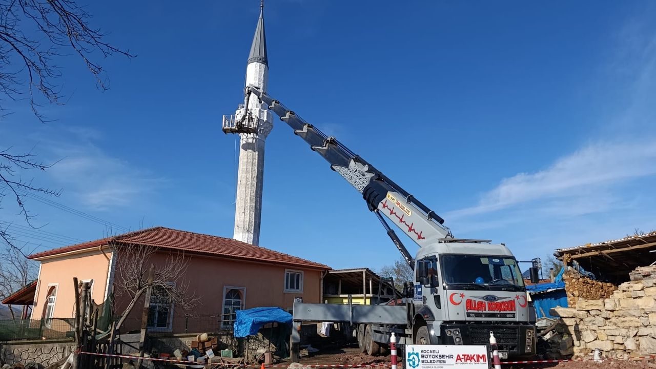 Kocaeli Büyükşehir’in Bakım ve Onarım Hizmetleri Vatandaştan Tam Not Aldı