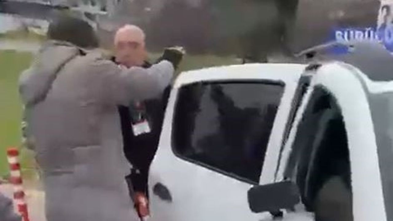 Ehliyet sınavında 7. kez elendi, ortalık karıştı: “Çizgiye değmedim” isyanı kamerada