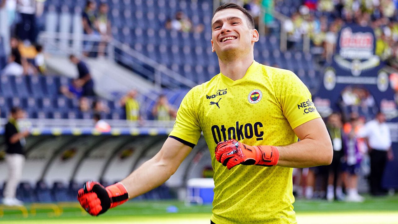 Fenerbahçe, Dominik Livakovic’i sezon sonuna kadar Dinamo Zagreb’e kiraladı