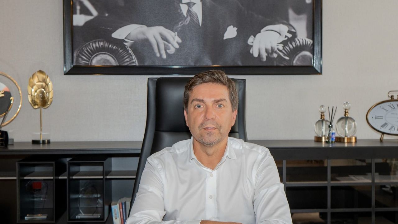 Bülent Sarı’dan KYK Burs Tepkisi: “Gerçek Hayatla Uyuşmuyor”