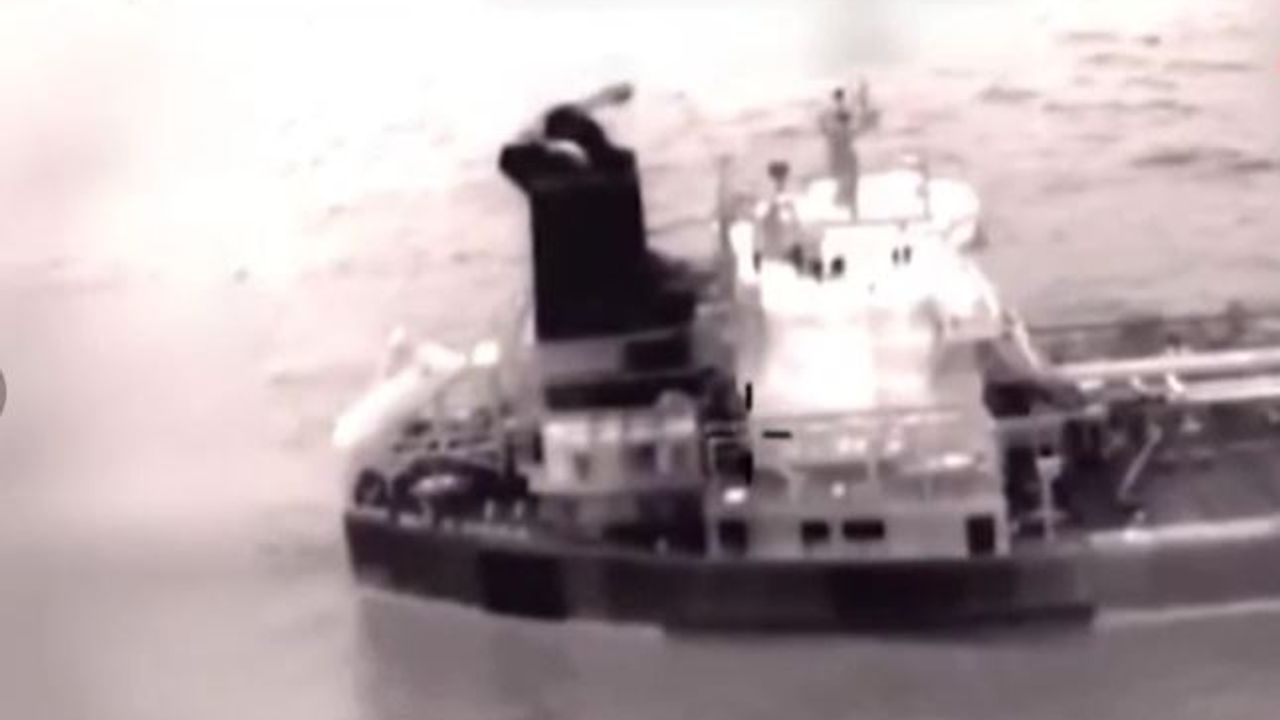 Washington’dan Venezuela petrolüne sıkı takip: Karayip Denizi’nde Olina tankerine müdahale