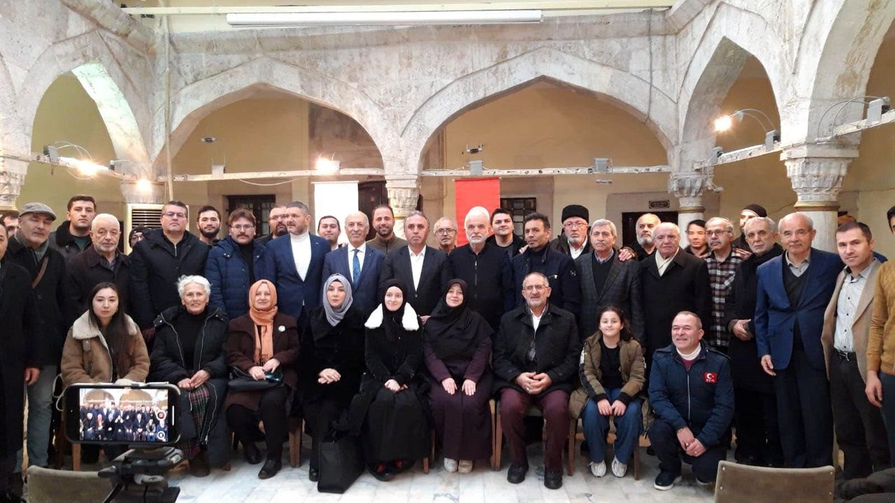 Ahmet Arvasi özel programla anıldı