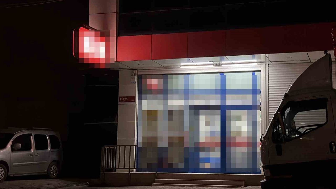 Arnavutköy'de zincir markete silahlı saldırı