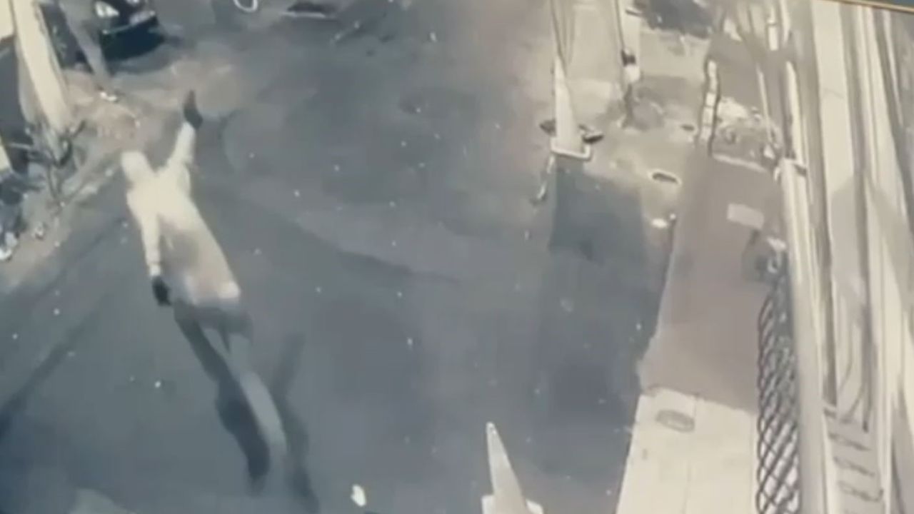 Beyoğlu'nda silahlı çatışma görüntülendi: 1 kişinin öldüğü olaya ilişkin 11 gözaltı