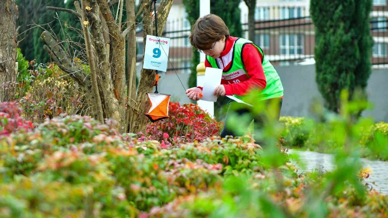 Sporla büyüyen nesiller: Esenyurt’taki oryantiring turnuvası yoğun ilgi gördü