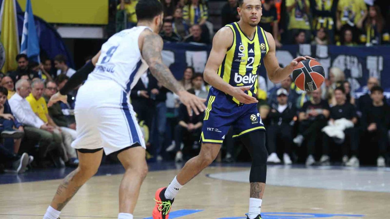 Fenerbahçe Beko, Derbide A. Efes’i 79-62 Mağlup Etti