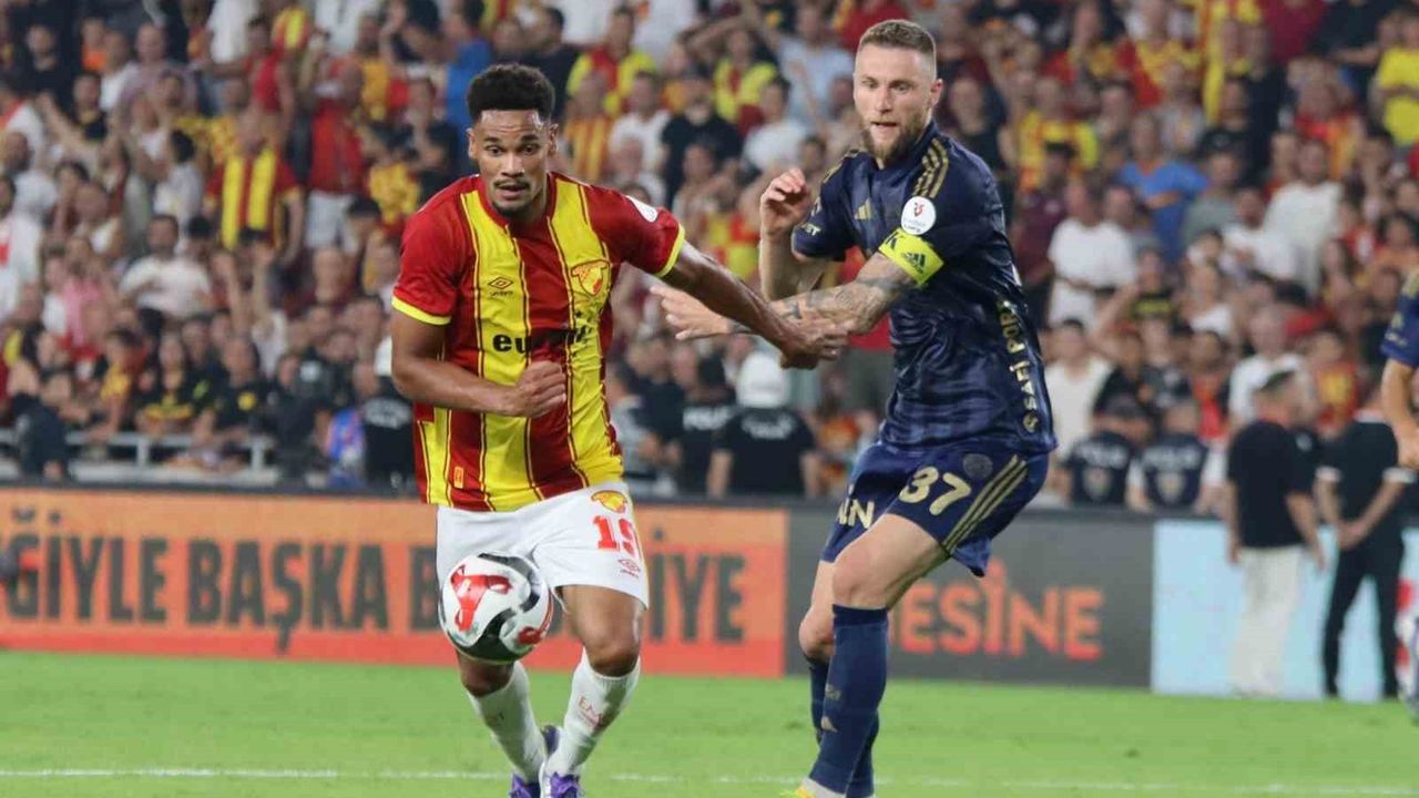 Göztepe en az gol yiyen Fenerbahçe en çok atan: Kadıköy'de zıtların savaşı