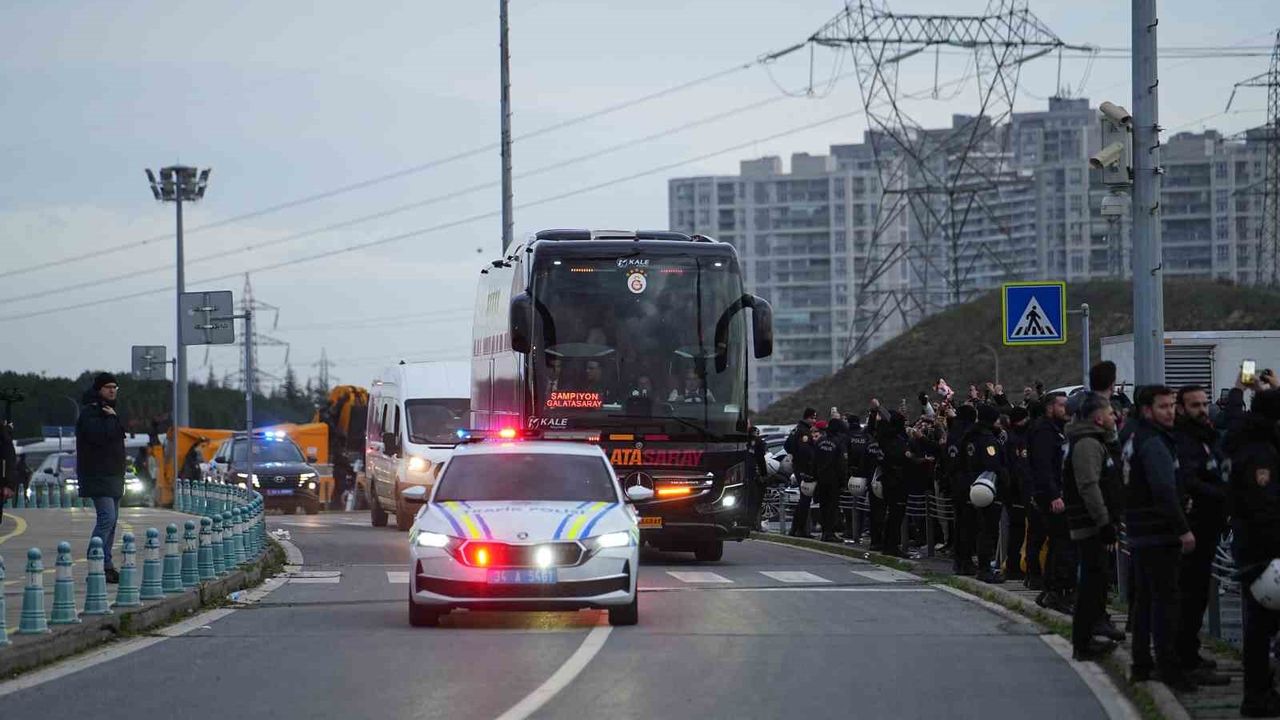 Galatasaray, Atatürk Olimpiyat Stadyumu'na ulaştı
