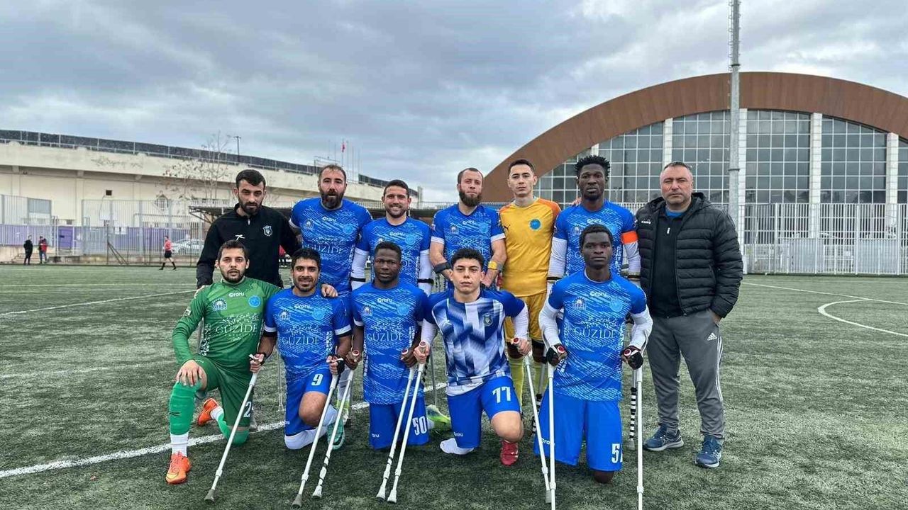 Gebze Belediyesi Ampute Futbol Takımı, TSK Rehabilitasyon Merkezi'ni 3-0 yendi