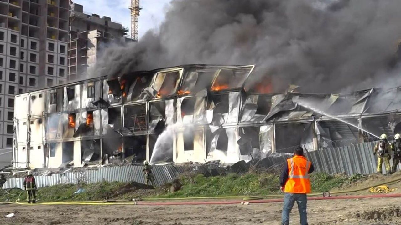 İşçilerin kaldığı konteynerde çıkan yangın kontrol altına alındı