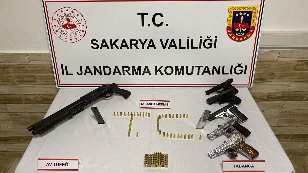 Jandarma kaçakçılığa geçit vermiyor: 1 tutuklama