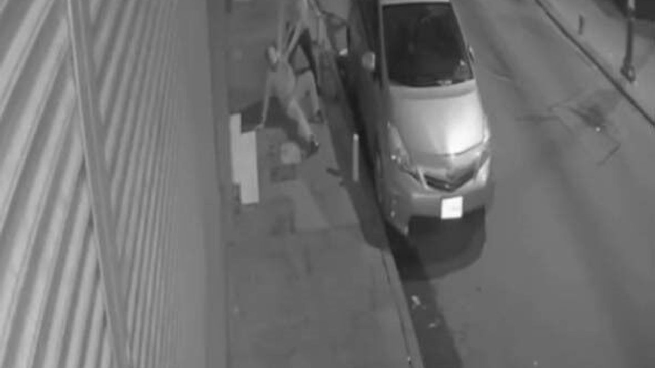 Kağıthane'de caddede kalaşnikoflu saldırı