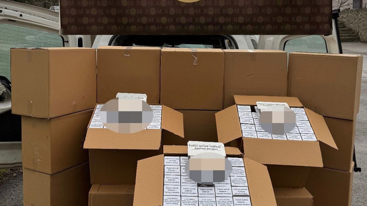 Kocaeli TEM Otoyolu’nda 300 bin adet kaçak boş makaron ele geçirildi