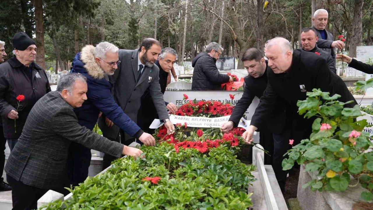 Neyzen Tevfik, Vefatının 73. Yılında Kartal’da Kabri Başında Anıldı